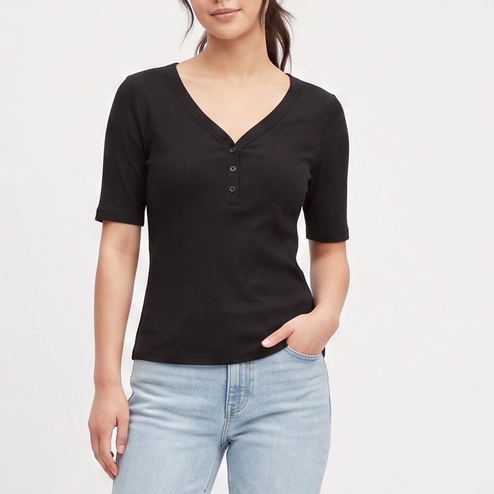 Banana Republic Henley Top Womens M Ribbed V-Neck Black Short Sleeve Excellent